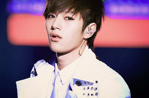 tumblr_m7eqk9Fw1X1rugnwro1_500_large